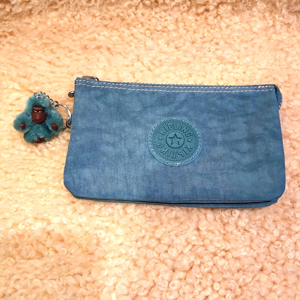 Kipling zippered pouch.